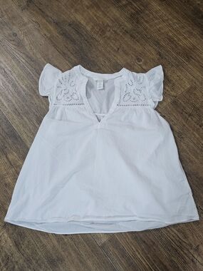 H&M White Eyelet Boho Blouse Size Small  100% Cotton Flutter Sleeve Summer